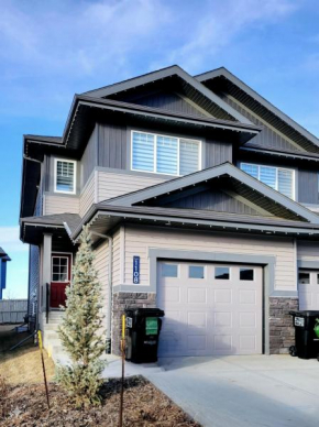 Sunny Perch Stay Edmonton